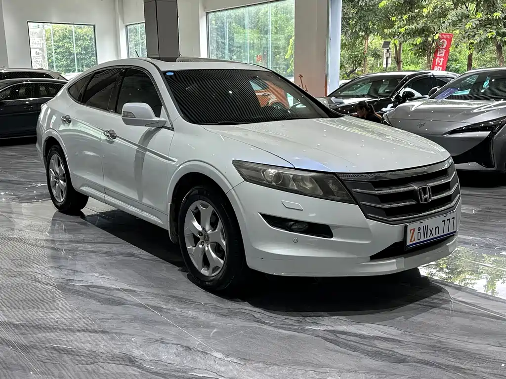 Crosstour 2.4 L Premium