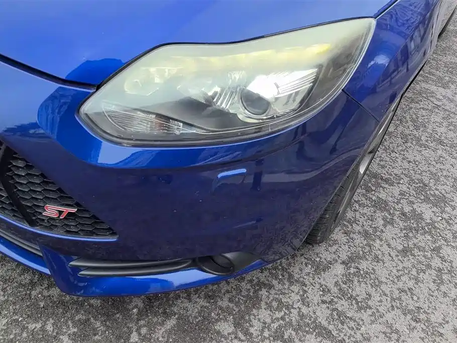 Focus (Import) 福克斯(进口) 2013款 2.0 T ST 标准版