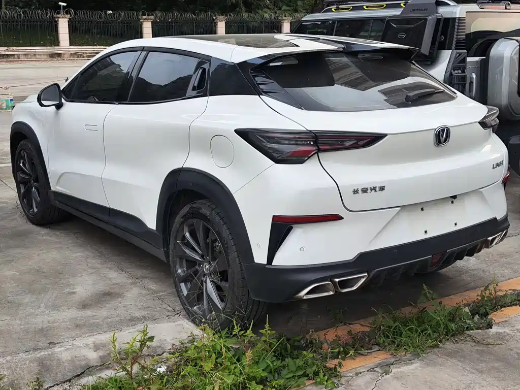 Changan UNI-T 1.5 T Flagship