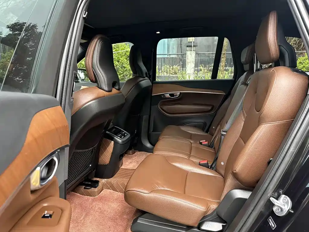 Volvo XC90 B5 Smart Travel Luxury 7-seat