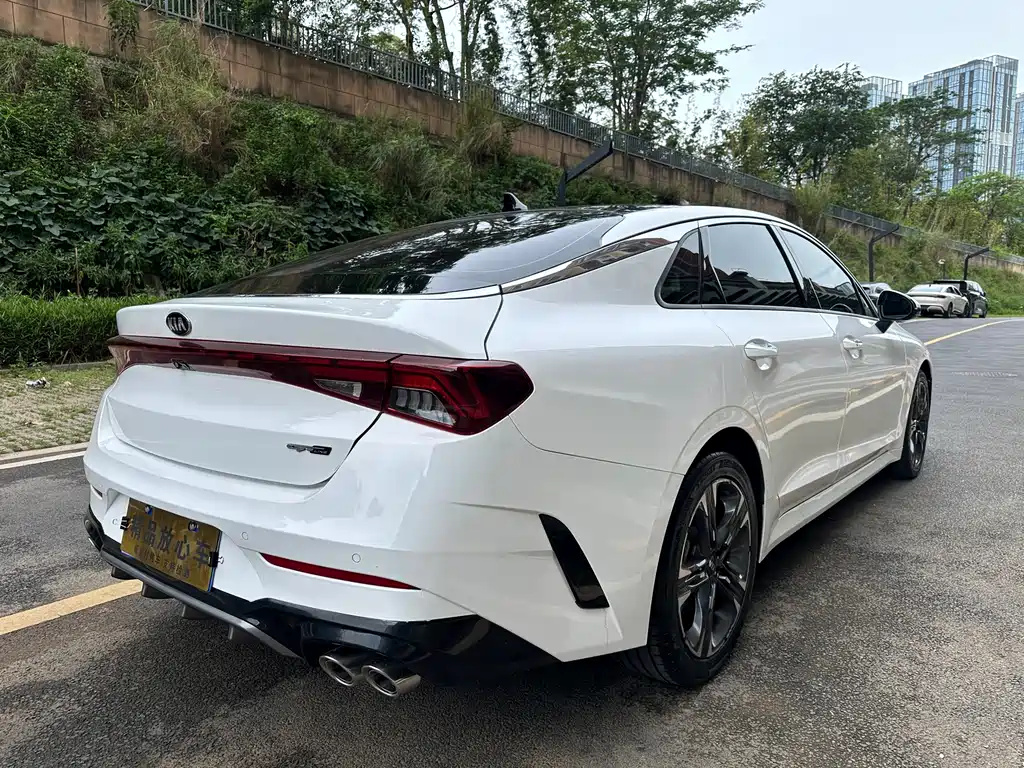 Kia K5 380 T GT-Line Refreshed