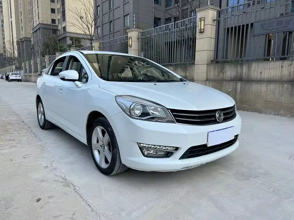 Dongfeng Fengshen L60 1.8 L Auto New Enjoyment