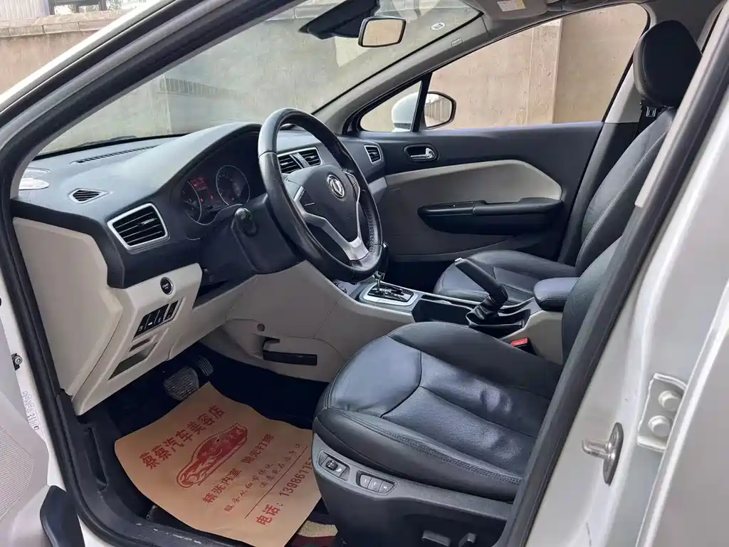 Dongfeng Fengshen L60 1.8 L Auto New Enjoyment