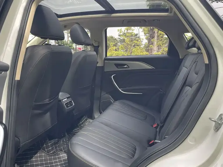 Besturn T77 1.5 T Auto Luxury