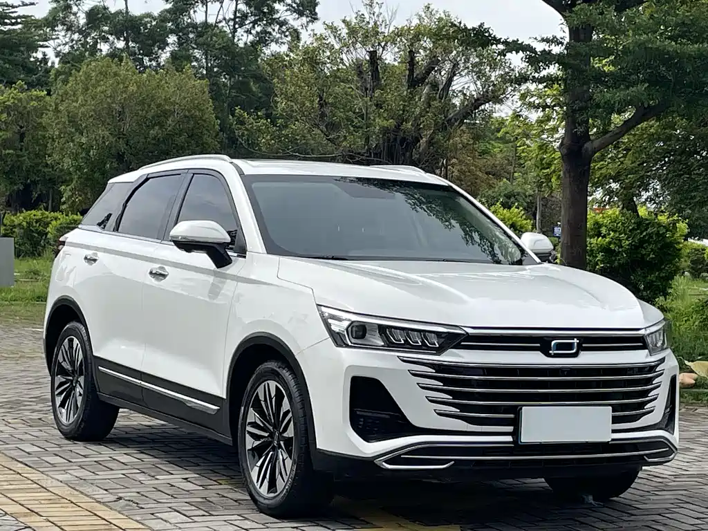 Besturn T77 1.5 T Auto Luxury