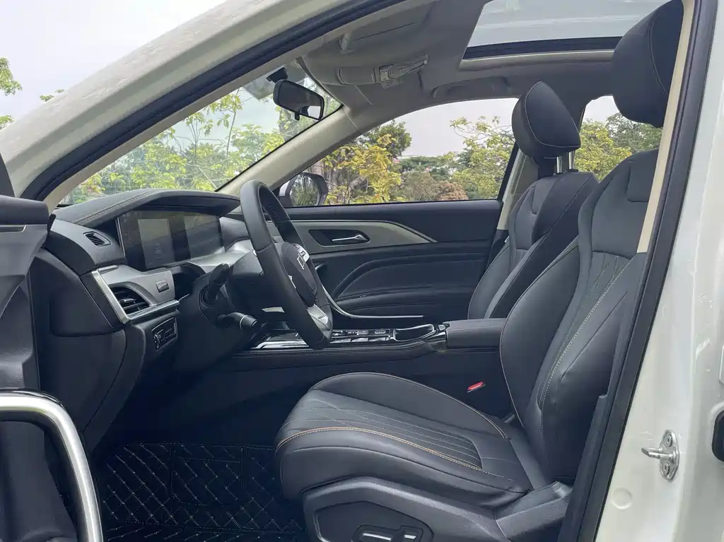 Besturn T77 1.5 T Auto Luxury