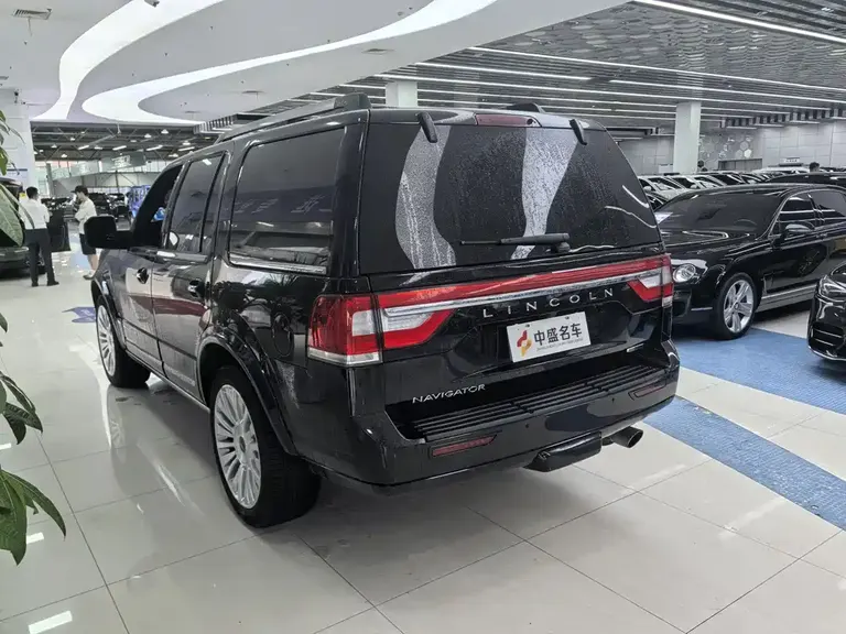 Lincoln Navigator 3.5 T AWD