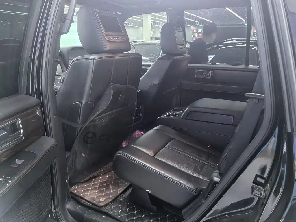 Navigator 3.5 T AWD