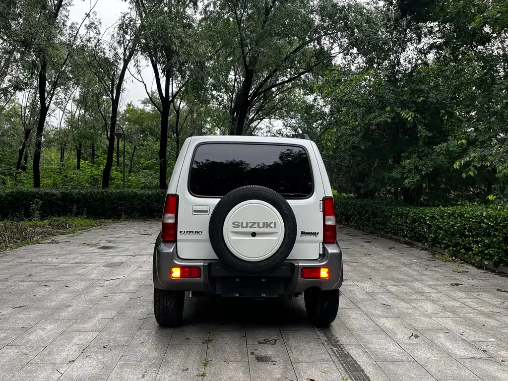 Jimny (Import) 1.3 AT Mode3 Navigation
