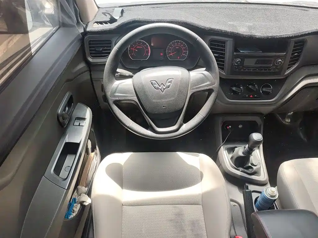 Wuling Hongguang V 1.5 L Power Take LAR