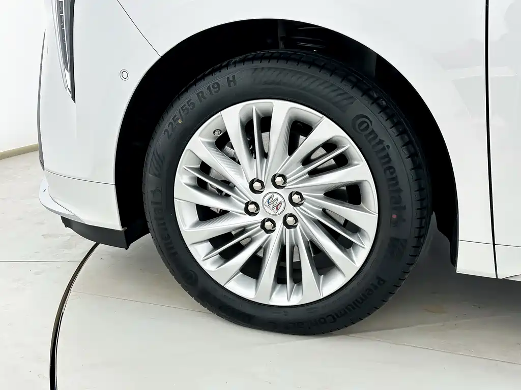 Century 2.0 T 7-seat Heritage