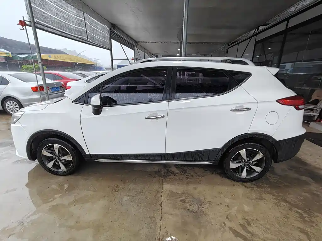 Refine S3 1.6 L CVT Luxury Smart