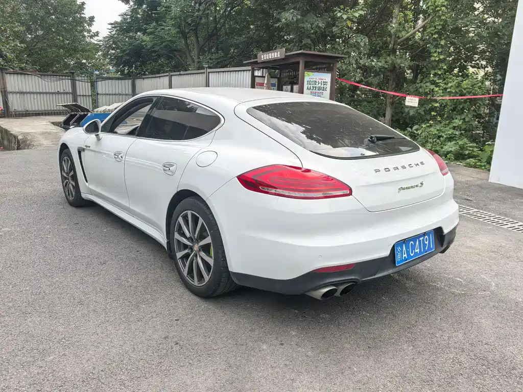 Panamera NEV Panamera S E-Hybrid 3.0 T