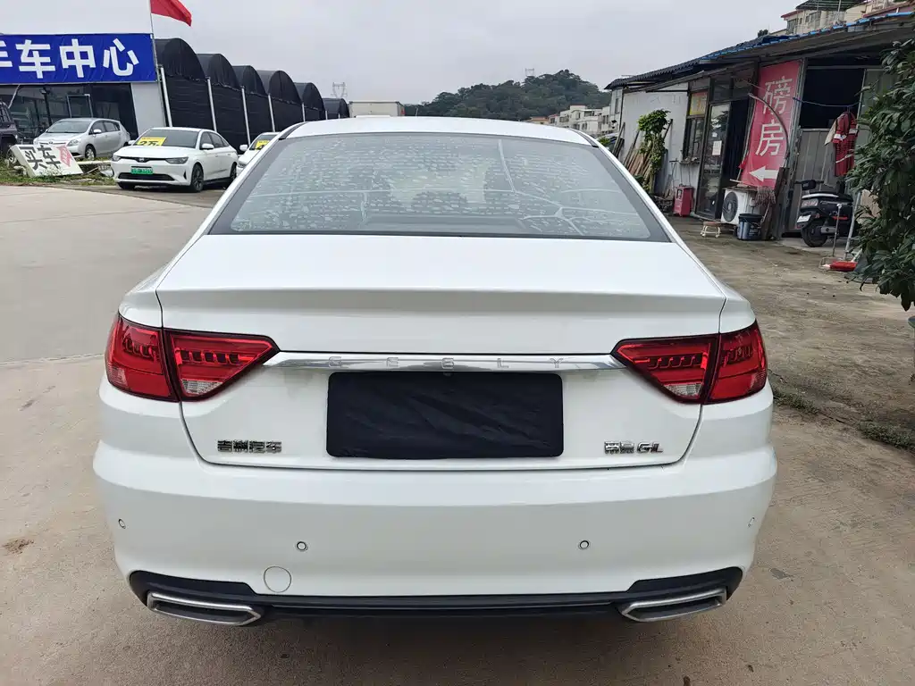 Emgrand GL 1.8 L DCT Elite Connected