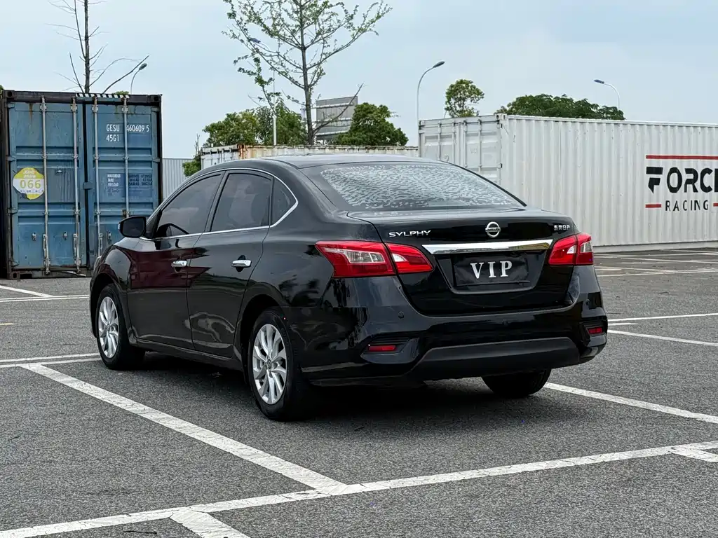 Sylphy 1.6 XL Manual Luxury