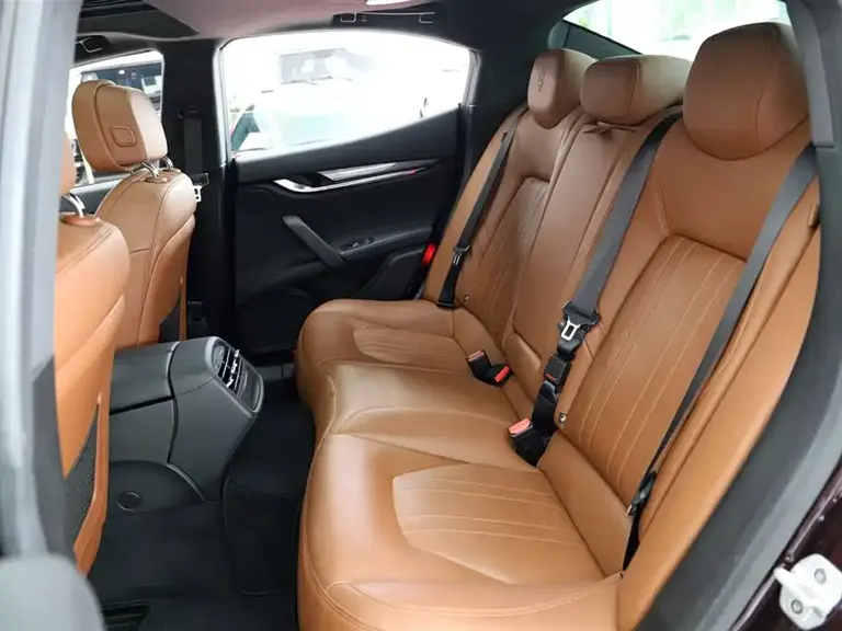 Maserati Ghibli Facelift 3.0 T Standard