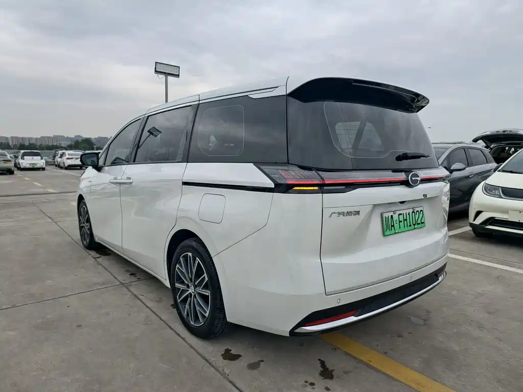 Trumpchi E8 NEV 传祺E8 PHEV 2025款 150 km PRO+