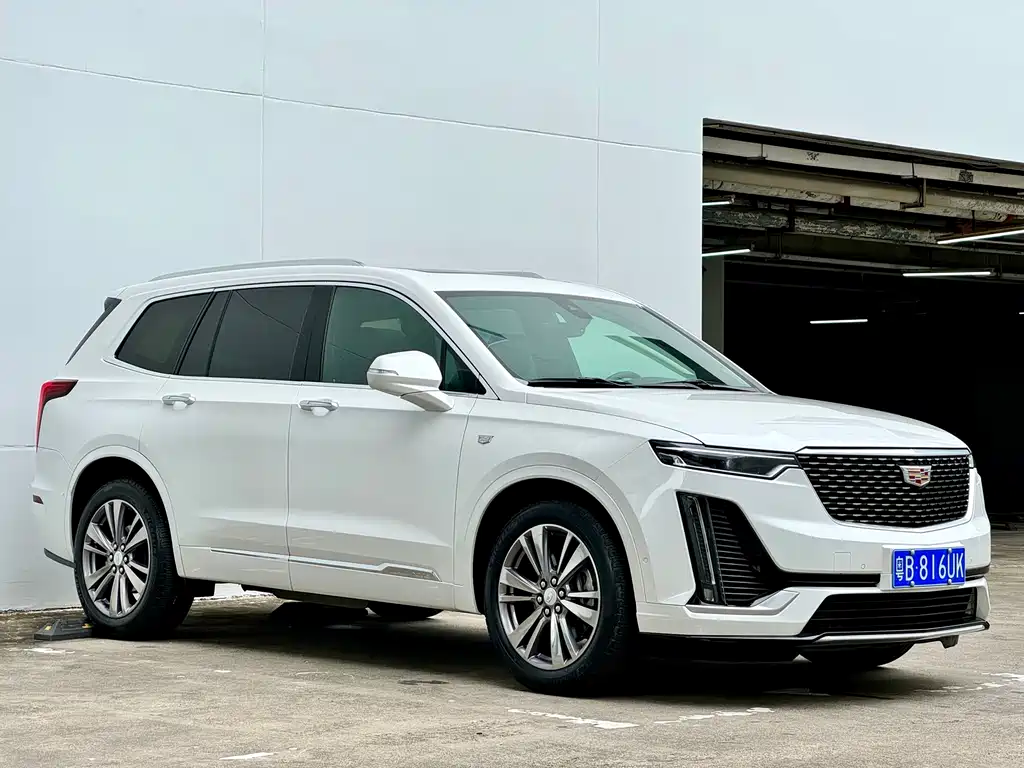 Cadillac XT6 凯迪拉克XT6 2020款 28 T 七座豪华型