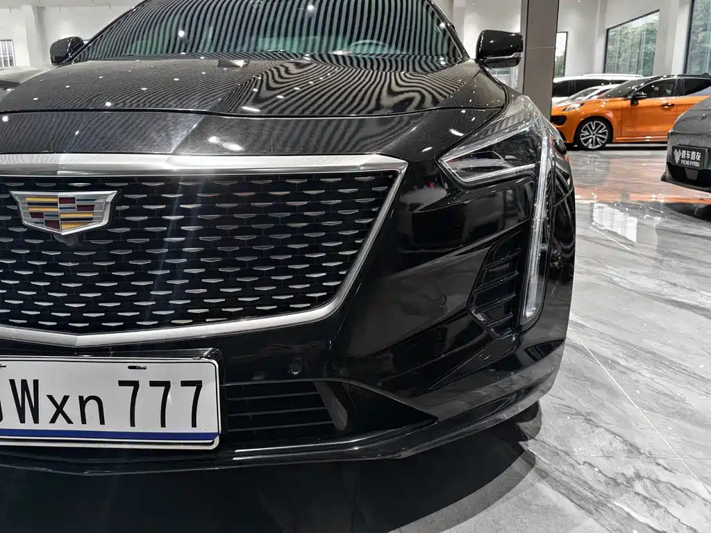 Cadillac CT6 28 T Fashion
