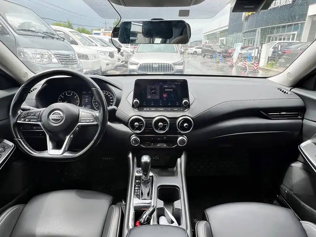 Sylphy 1.6 L XL CVT Joy