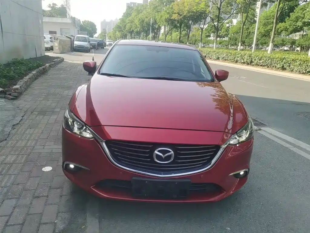 Atenza 2.0 L Blue Sky Luxury CN-V