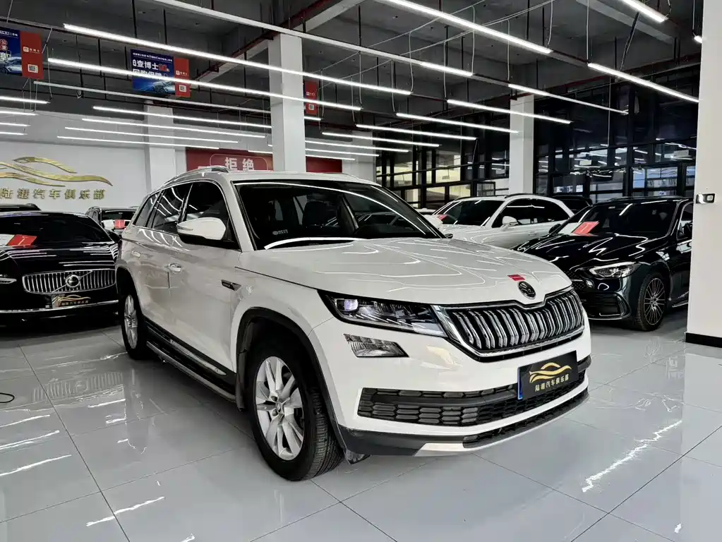 Kodiaq TSI330 7-seat 2 WD Luxury
