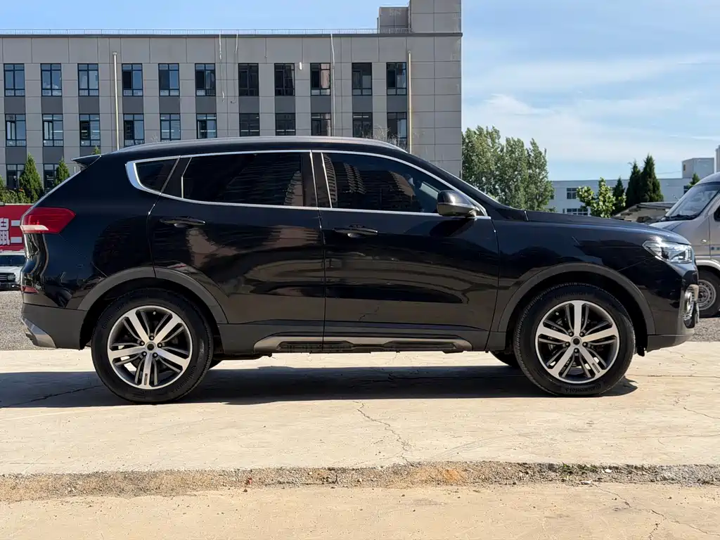 Haval H6 Red Label 2.0 T Auto 2 WD Smart Style