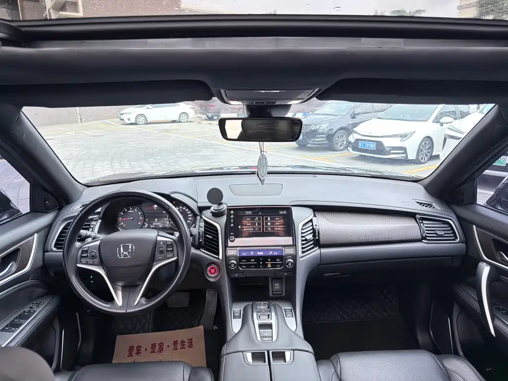 Avancier 370 TURBO 2 WD Luxury