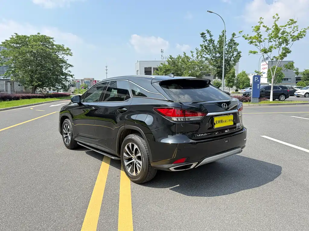 Lexus RX Facelift 300 2 WD Comfort