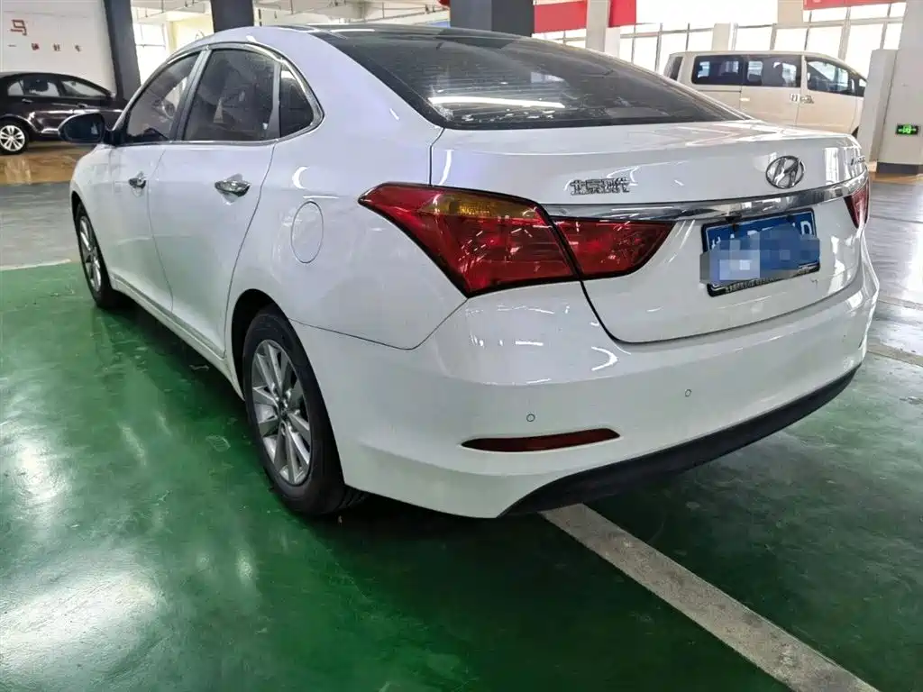 Mistra 1.8 L Auto Intelligent GLS