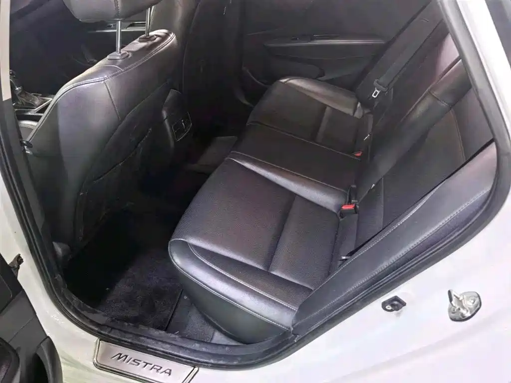 Mistra 1.8 L Auto Intelligent GLS