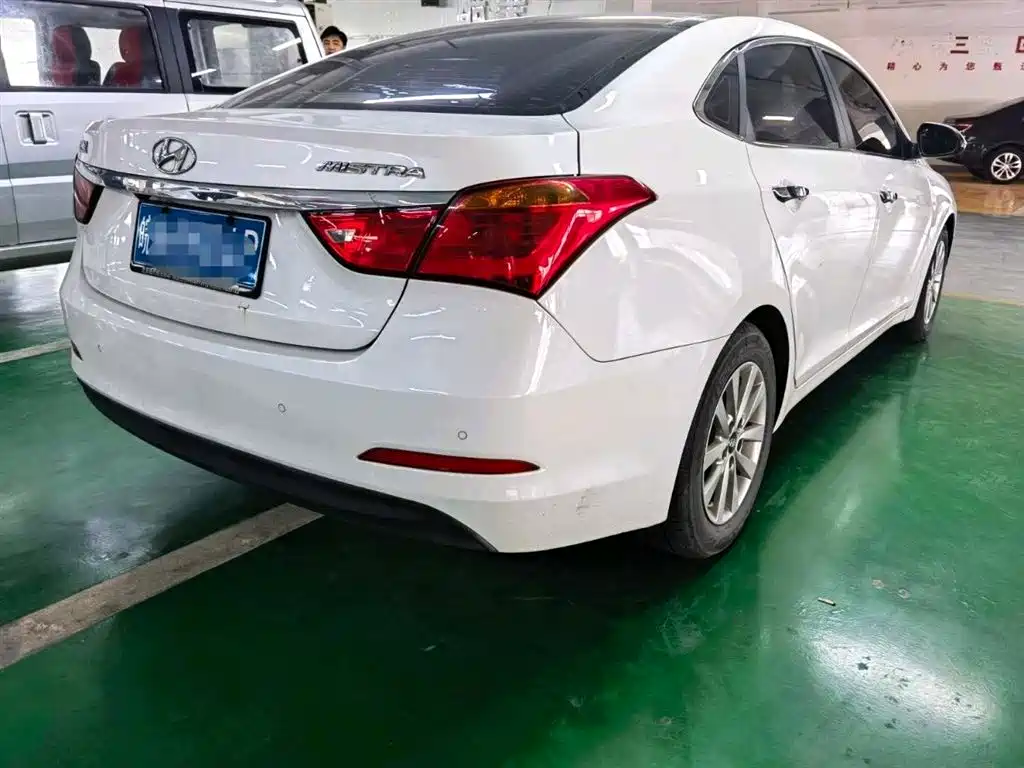 Mistra 1.8 L Auto Intelligent GLS