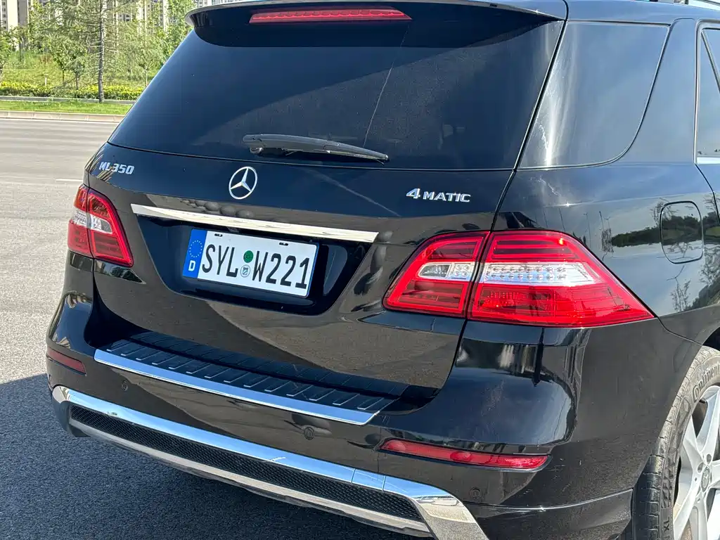 Mercedes-Benz M-Class ML 350 Luxury