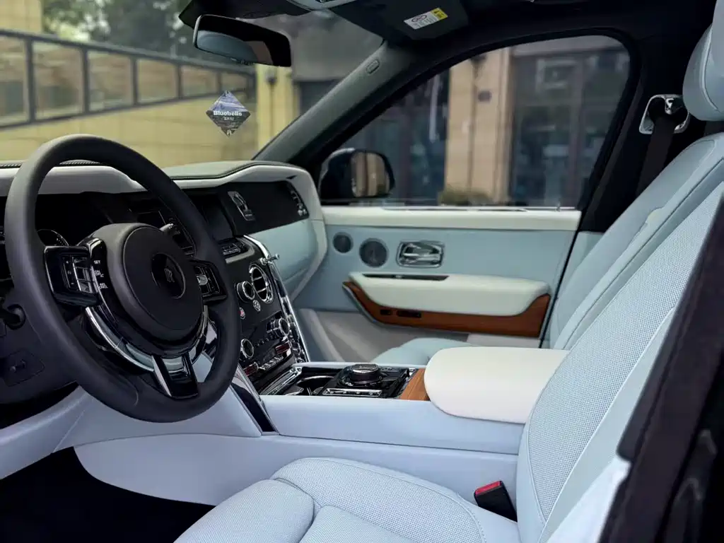Cullinan 4-seat