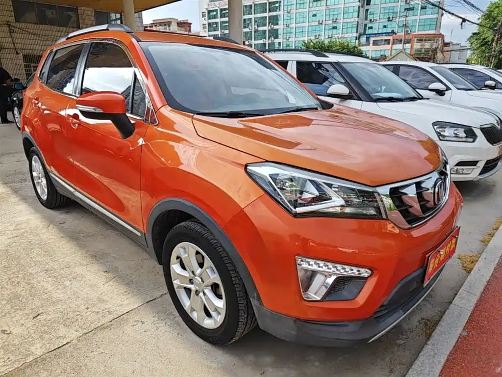 Changan CS15 1.5 L Manual Fashion