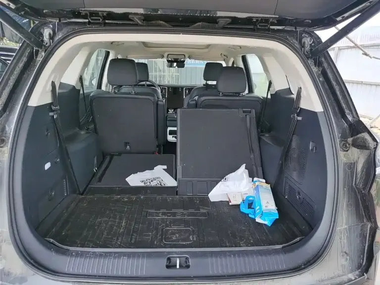 Hongqi HS7 PHEV 2.0 T PHEV 4 WD Flagship Smooth 6-seat