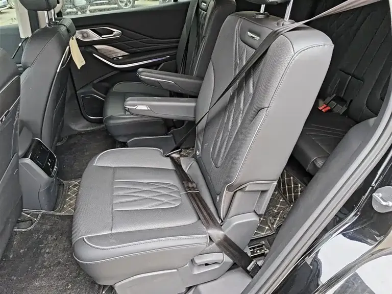 Hongqi HS7 PHEV 2.0 T PHEV 4 WD Flagship Smooth 6-seat
