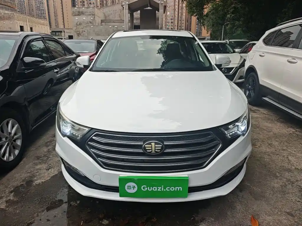 Besturn B30 1.6 L Auto Luxury