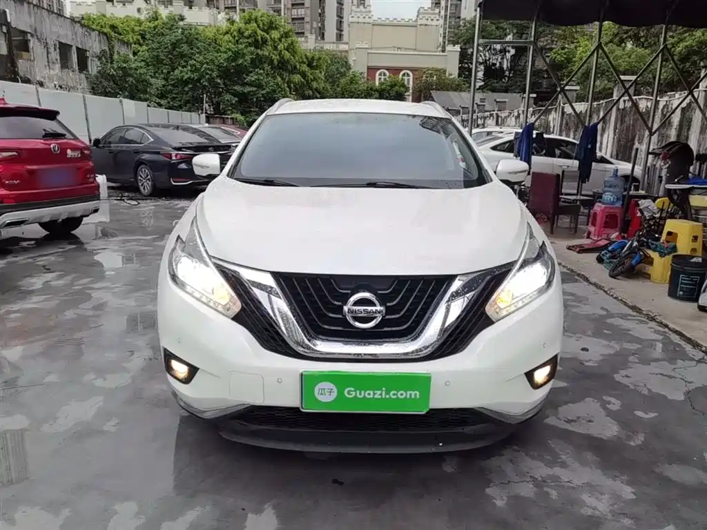 Murano 2.5 L XE 2 WD Elite