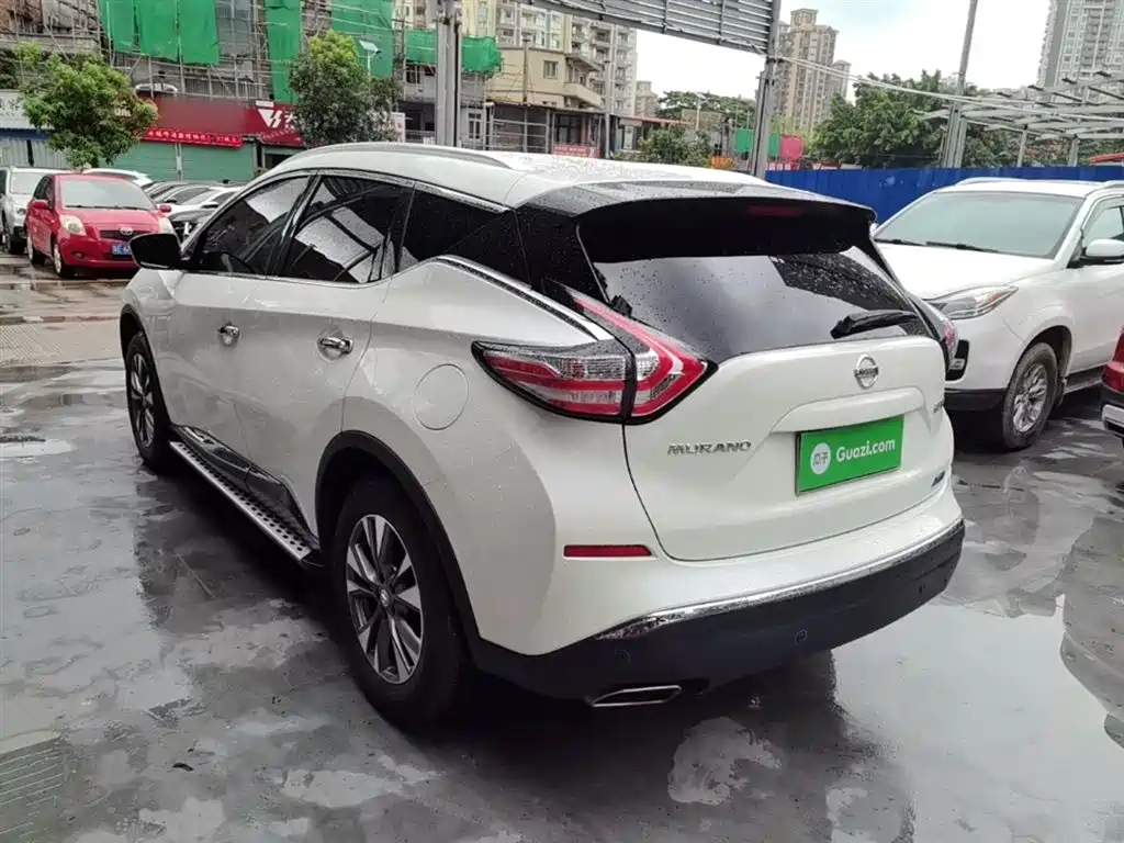 Murano 2.5 L XE 2 WD Elite