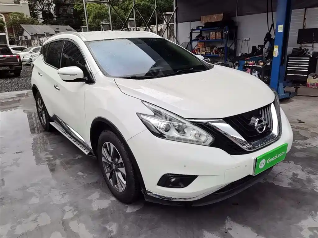 Murano 2.5 L XE 2 WD Elite
