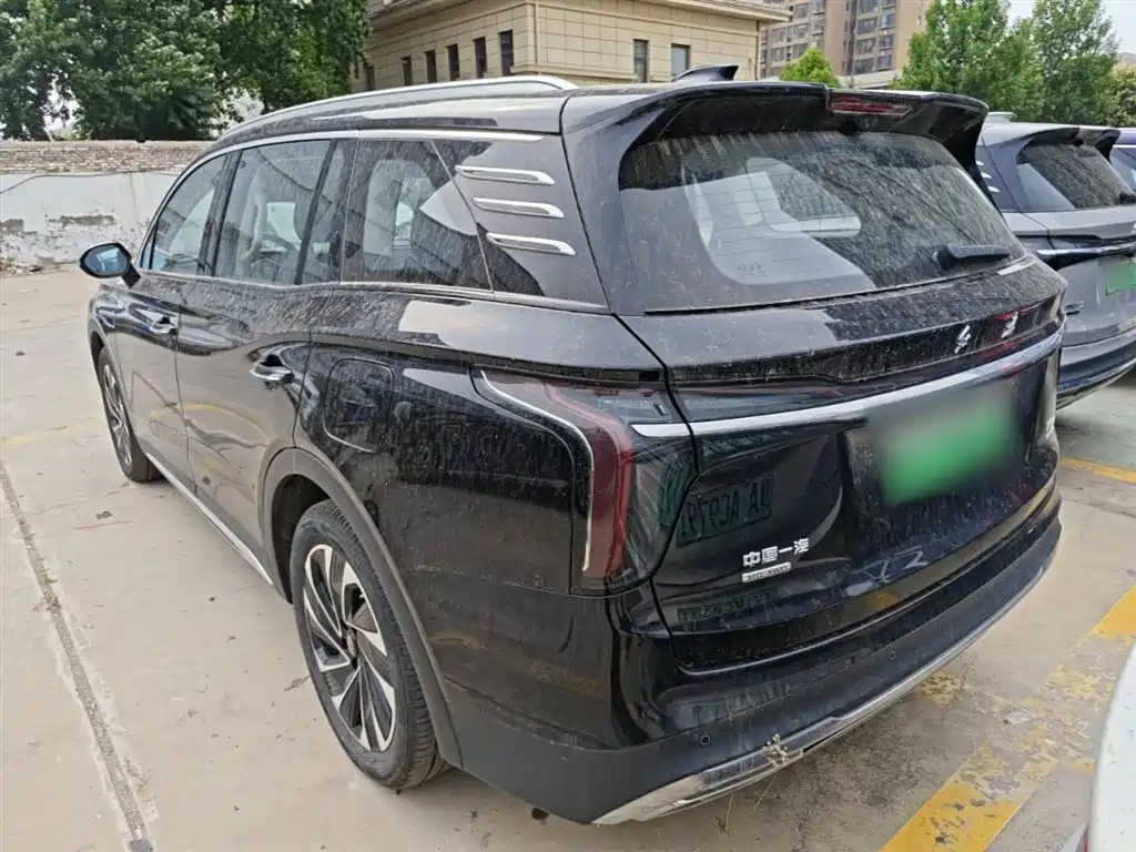 Hongqi HS7 PHEV 2.0 T PHEV 4 WD Flagship Smooth 7-seat
