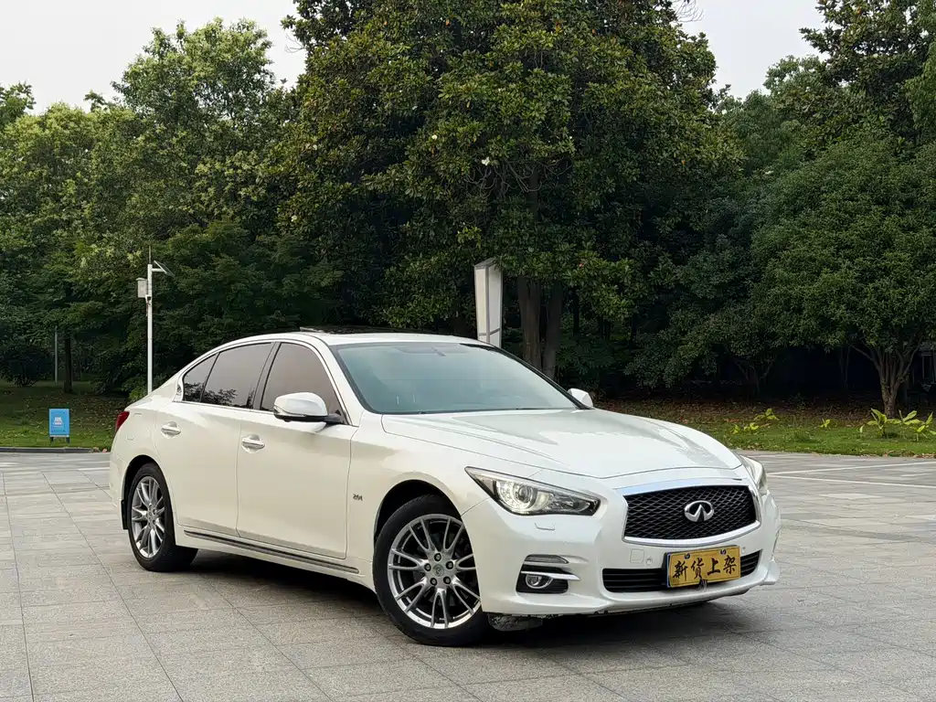 Infiniti Q50 L 2.0 T Joy
