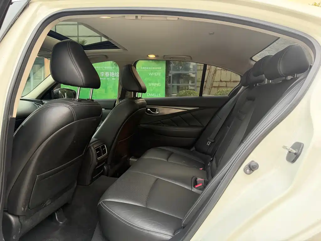 Infiniti Q50 L 2.0 T Joy