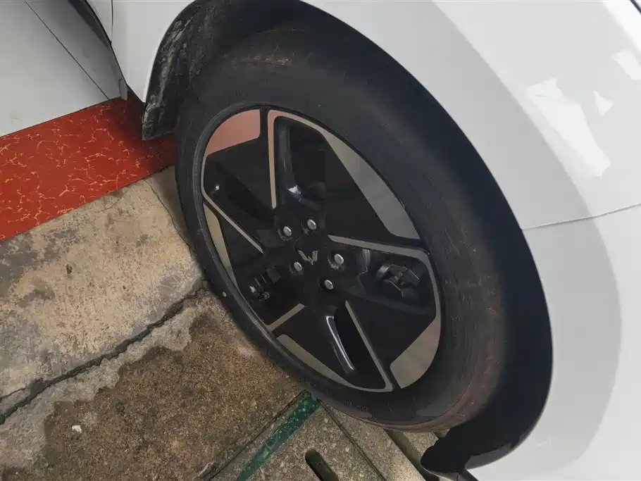 Wuling Starlight 五菱星光 2025款 150 km 智能领航型