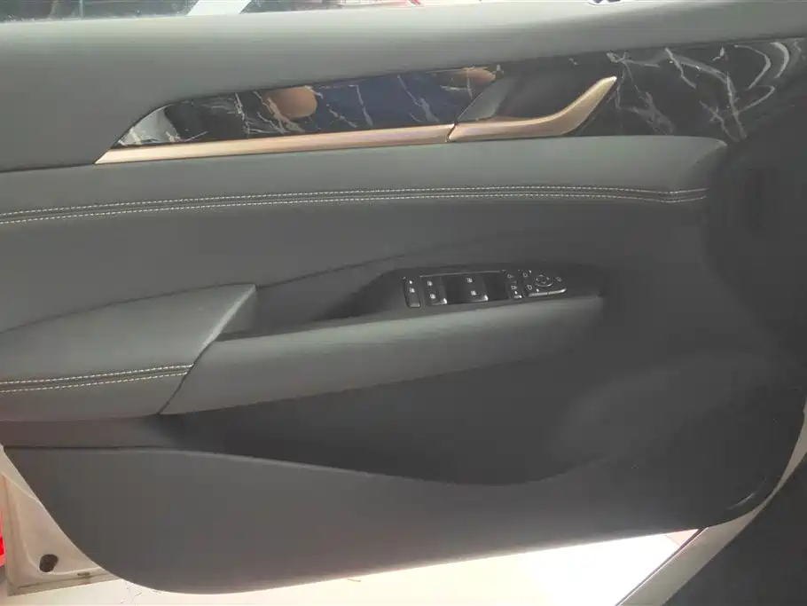 Wuling Starlight 五菱星光 2025款 150 km 智能领航型