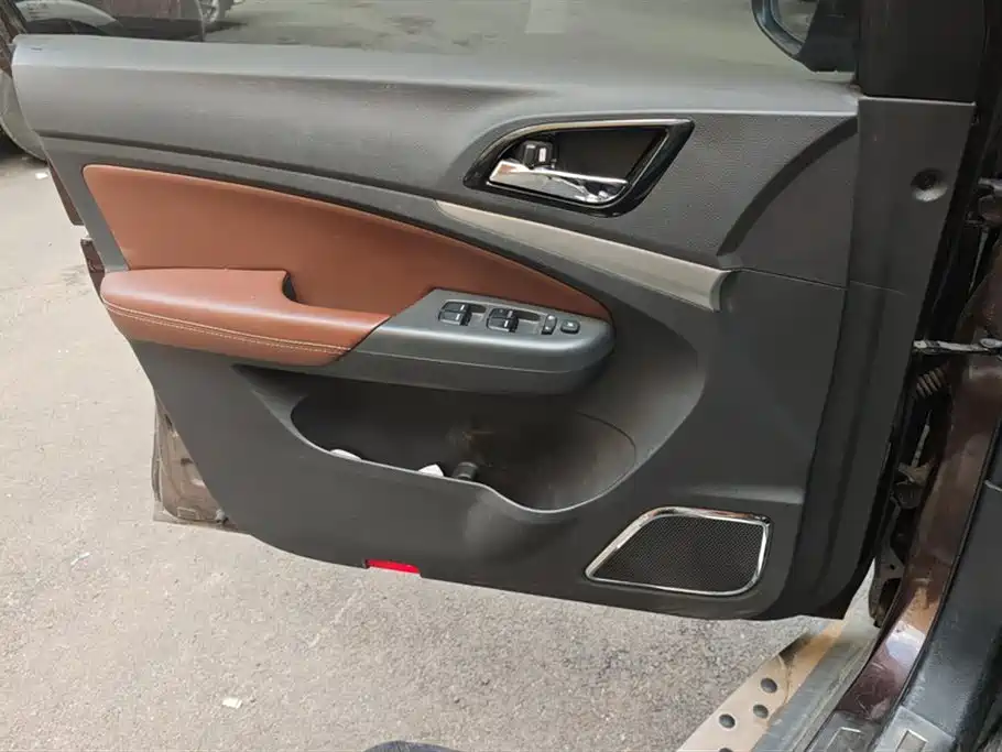 BYD S7 2.0 T Upgraded Auto Distinguished