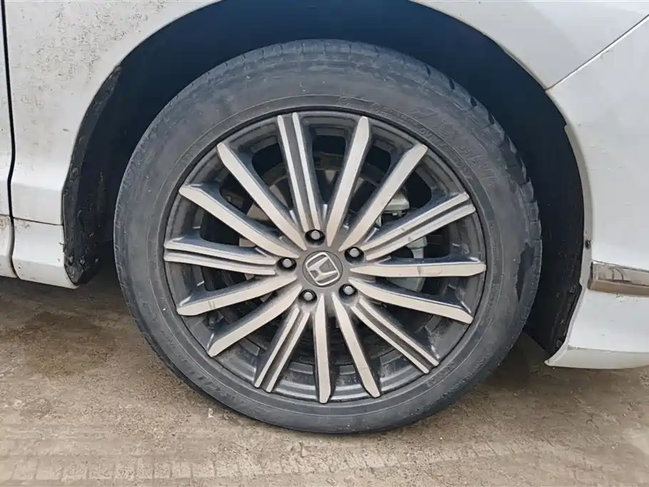 Elysion 2.0 L e:HEV Luxury