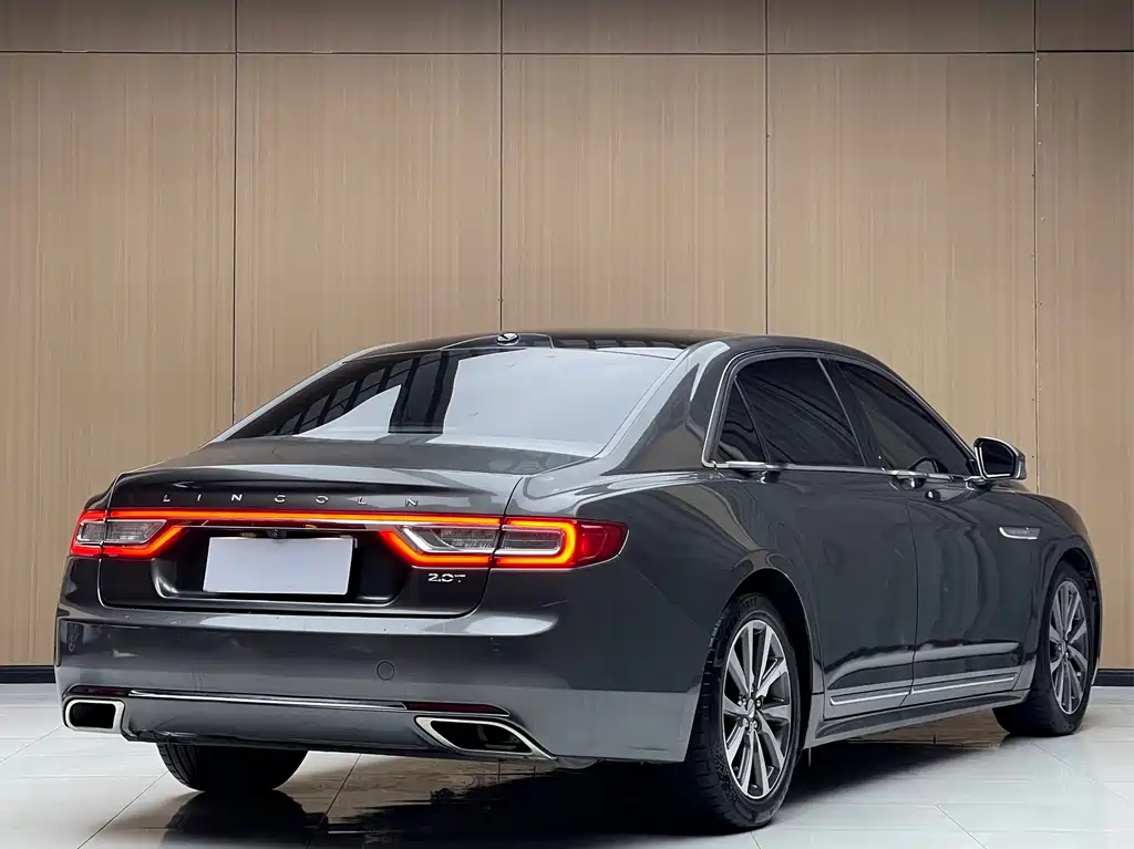 Lincoln Continental 2.0 T 2 WD Premium