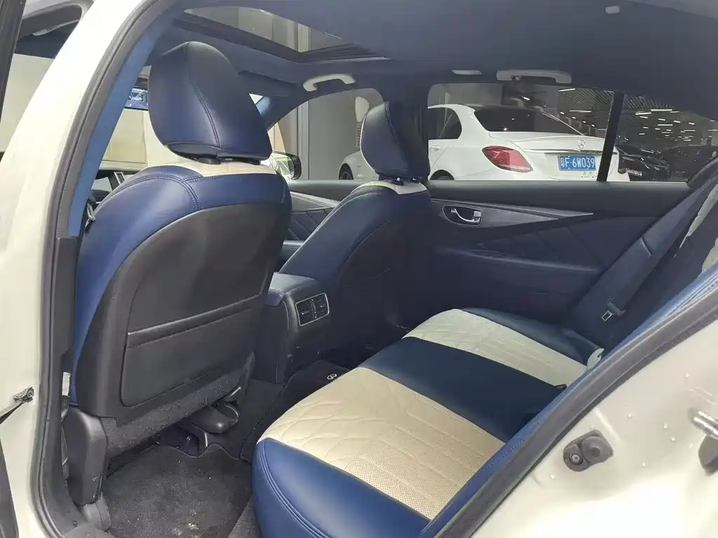 Infiniti Q50 L 英菲尼迪Q50 L 2022款 2.0 T WAVE版